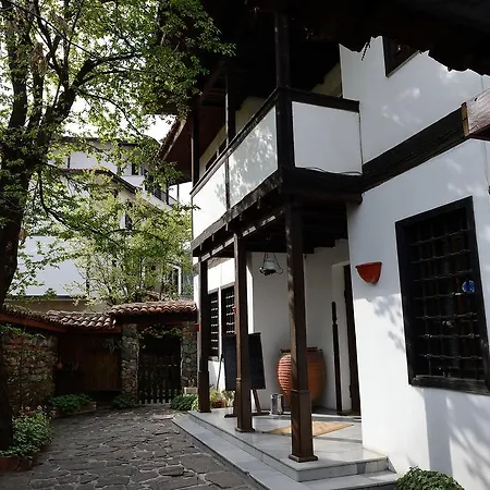 Krasteva House Hotel 2*